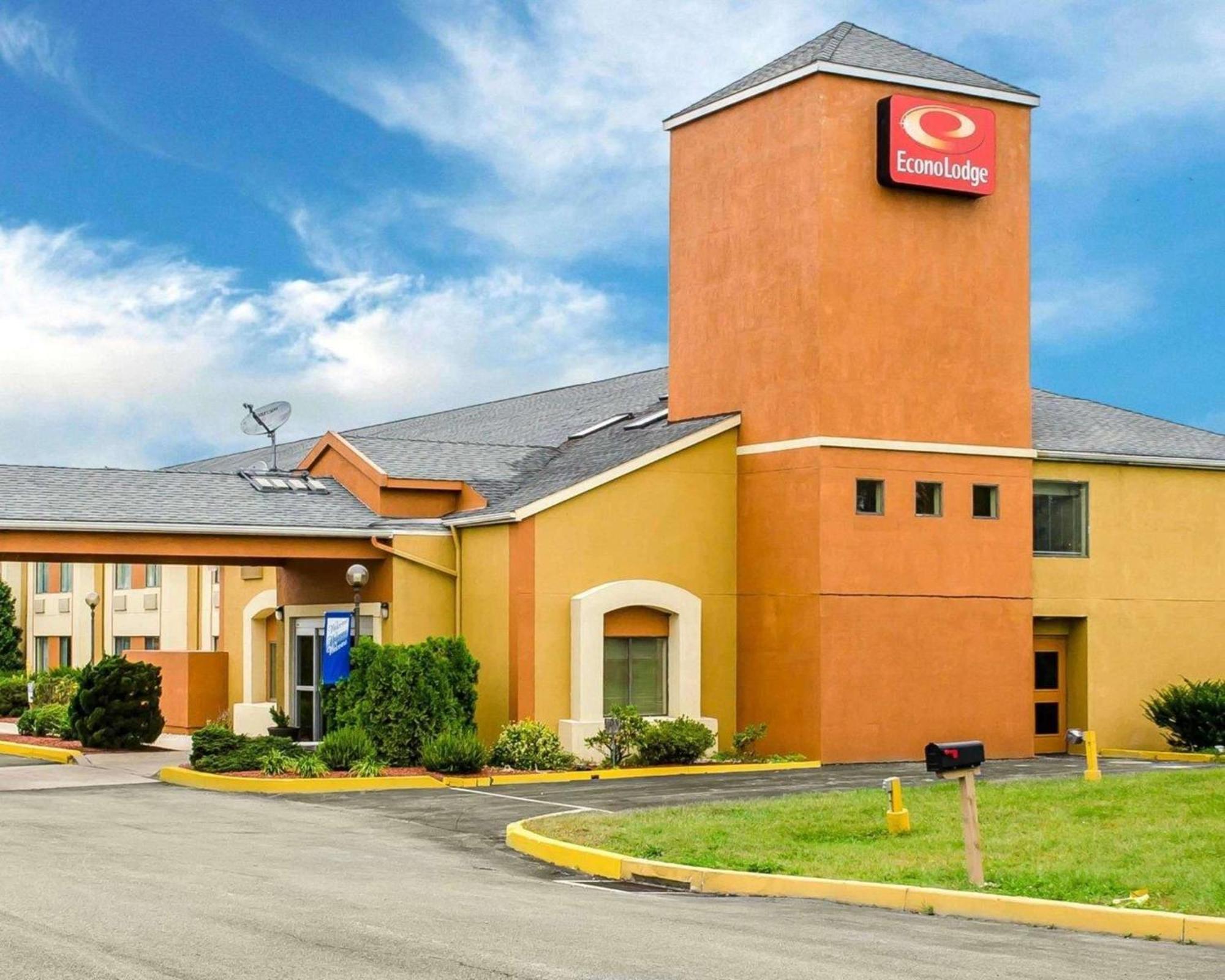 4 Budget Hotels Near Star Pavilion Hershey for Easy Access