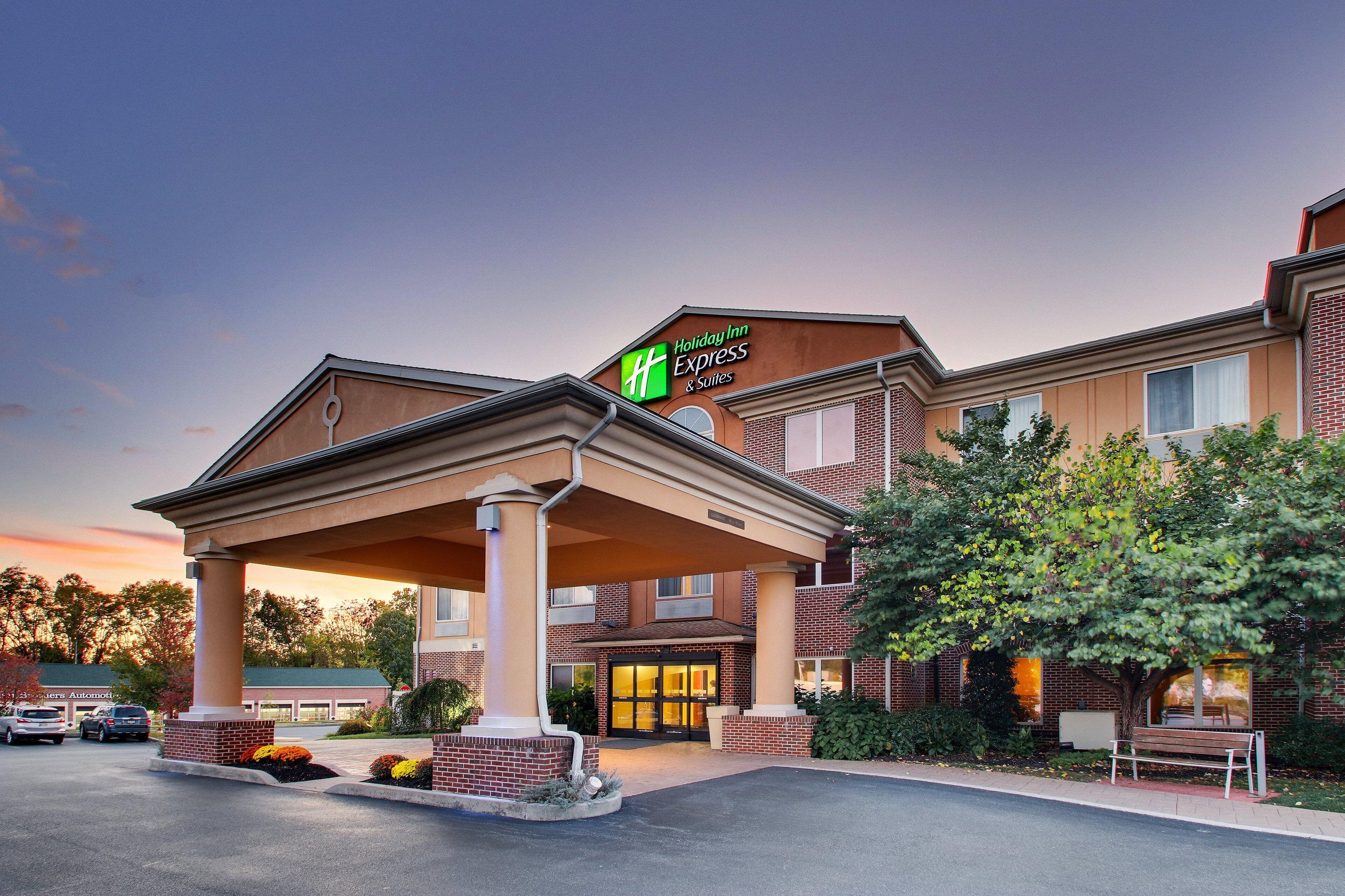 Staying In Dutch Country PA: 4 Airport Hotels Compared