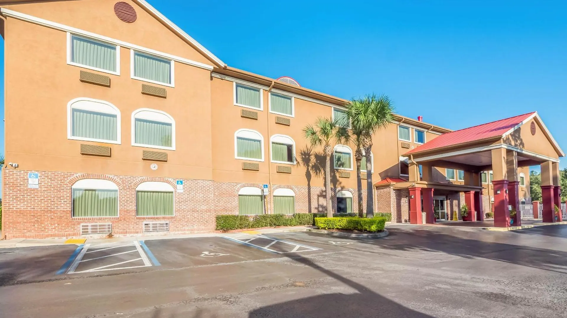 Staying Near Paddock Mall: 5 Budget Ocala Hotels Compared